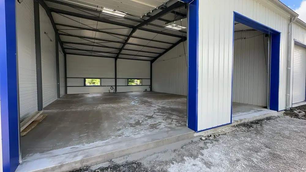 Dallage en béton autoplaçant à Vic le Compte