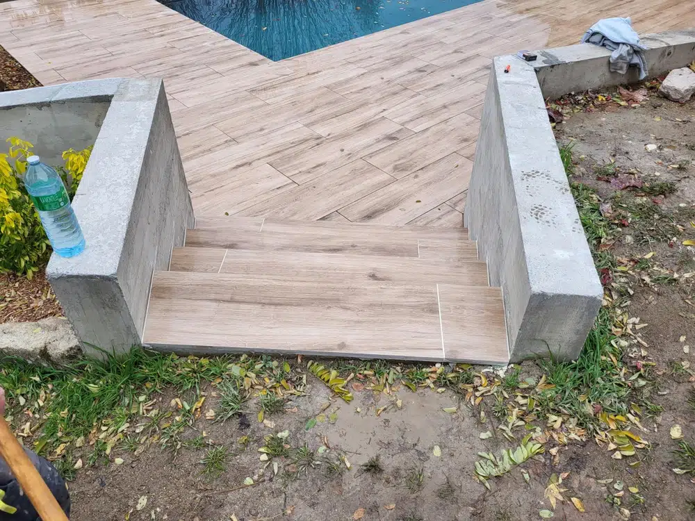 Piscine en béton armé à Marsac-en-Livradois