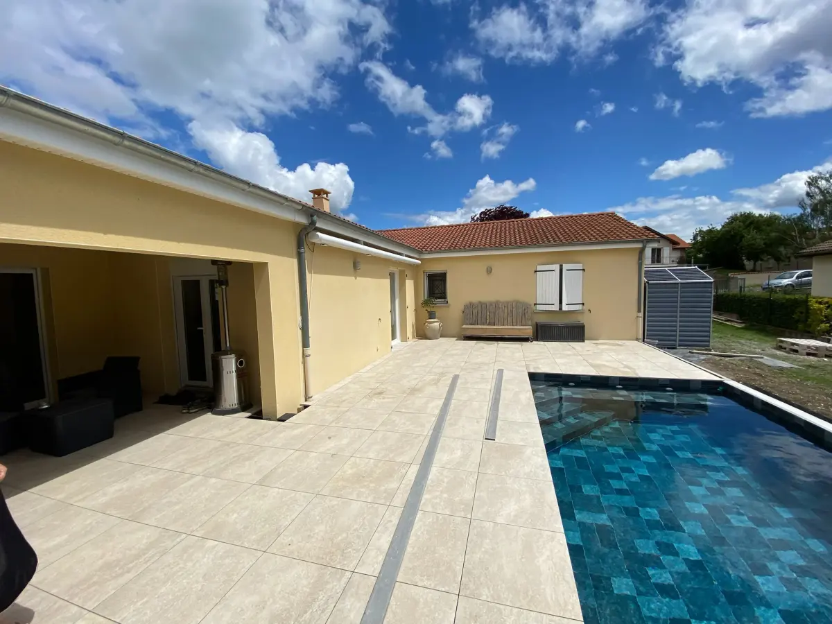 Piscine 6 x 3 à Chauriat