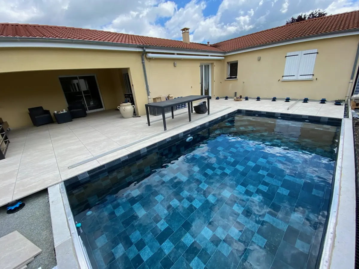 Piscine 6 x 3 à Chauriat