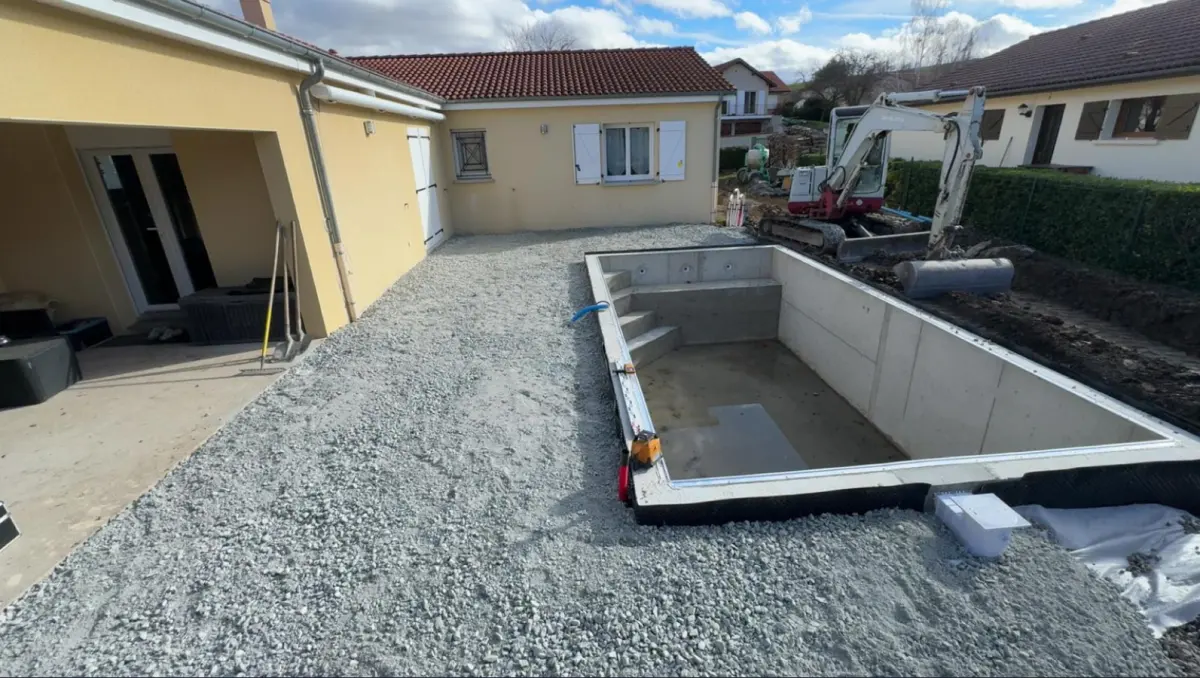 Piscine 6 x 3 à Chauriat