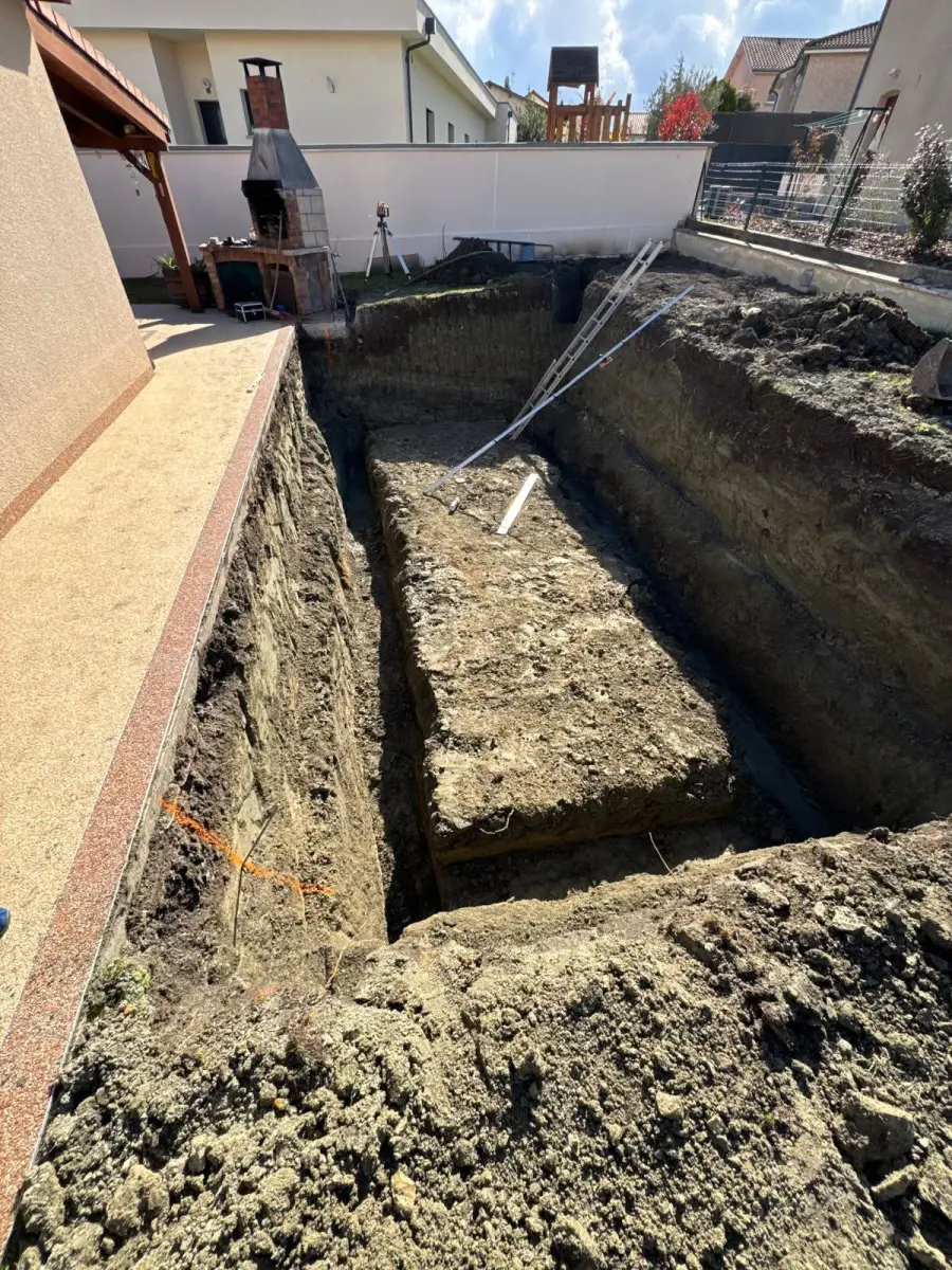 Piscine béton 7,5 x 2,9 à Cébazat - photo 16